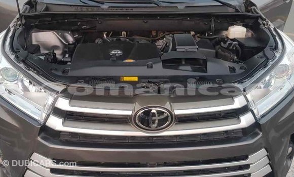Buy Import Toyota Highlander Other Car in Import - Dubai in Dhufar Buy Import Toyota Highlander Other Car in Import - Dubai in Dhufar