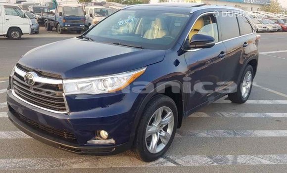 Buy Import Toyota Highlander Blue Car in Import - Dubai in Dhufar Buy Import Toyota Highlander Blue Car in Import - Dubai in Dhufar