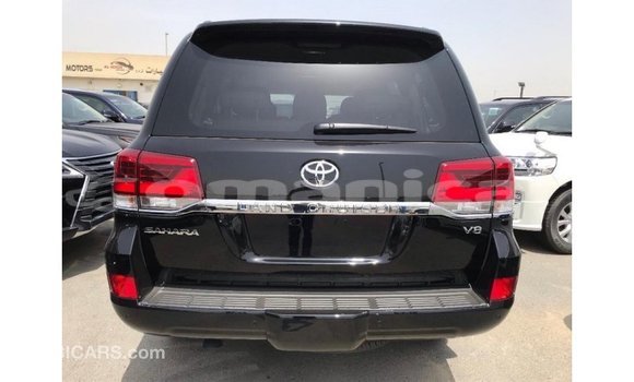 Buy Import Toyota Land Cruiser Black Car in Import - Dubai in Dhufar Buy Import Toyota Land Cruiser Black Car in Import - Dubai in Dhufar
