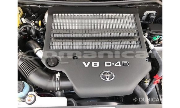 Buy Import Toyota Land Cruiser Black Car in Import - Dubai in Dhufar Buy Import Toyota Land Cruiser Black Car in Import - Dubai in Dhufar