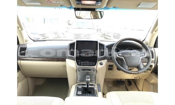 Buy Import Toyota Land Cruiser Black Car in Import - Dubai in Dhufar Buy Import Toyota Land Cruiser Black Car in Import - Dubai in Dhufar