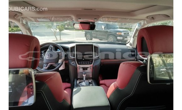 Buy Import Toyota Land Cruiser Black Car in Import - Dubai in Dhufar Buy Import Toyota Land Cruiser Black Car in Import - Dubai in Dhufar