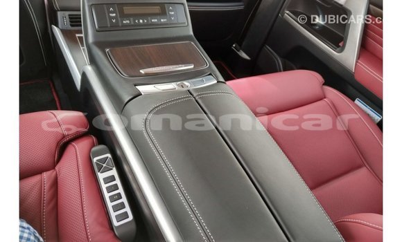 Buy Import Toyota Land Cruiser Black Car in Import - Dubai in Dhufar Buy Import Toyota Land Cruiser Black Car in Import - Dubai in Dhufar