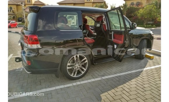 Buy Import Toyota Land Cruiser Black Car in Import - Dubai in Dhufar Buy Import Toyota Land Cruiser Black Car in Import - Dubai in Dhufar
