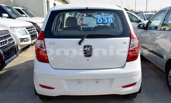 Buy Import Hyundai i10 White Car in Import - Dubai in Dhufar Buy Import Hyundai i10 White Car in Import - Dubai in Dhufar