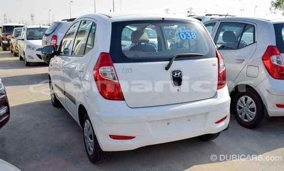 Buy Import Hyundai i10 White Car in Import - Dubai in Dhufar Buy Import Hyundai i10 White Car in Import - Dubai in Dhufar