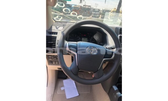 Buy Import Toyota Prado White Car in Import - Dubai in Dhufar Buy Import Toyota Prado White Car in Import - Dubai in Dhufar