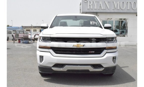 Buy Import Chevrolet Silverado White Car in Import - Dubai in Dhufar