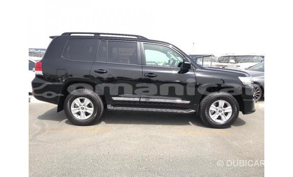 Buy Import Toyota Land Cruiser Black Car in Import - Dubai in Dhufar Buy Import Toyota Land Cruiser Black Car in Import - Dubai in Dhufar