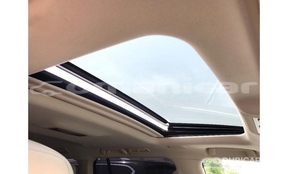 Buy Import Toyota Land Cruiser White Car in Import - Dubai in Dhufar Buy Import Toyota Land Cruiser White Car in Import - Dubai in Dhufar