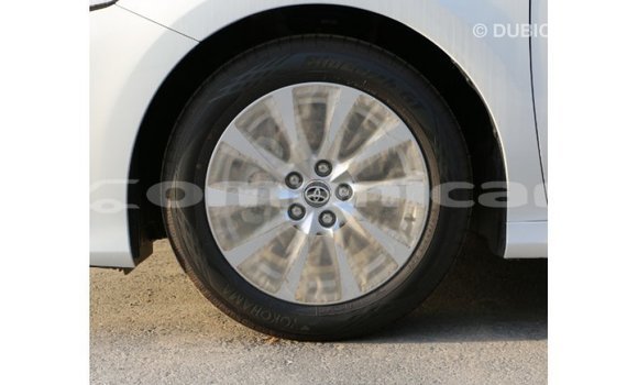 Buy Import Toyota Camry White Car in Import - Dubai in Dhufar Buy Import Toyota Camry White Car in Import - Dubai in Dhufar