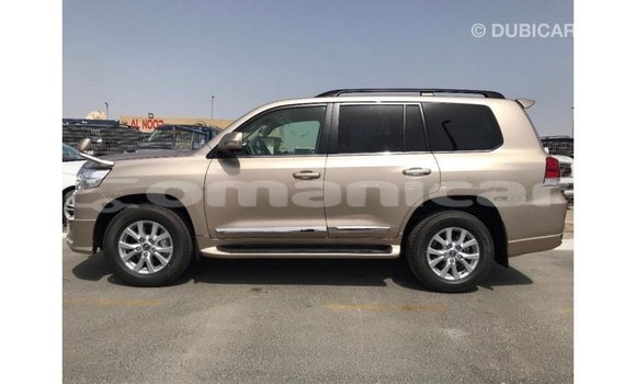 Buy Import Toyota Land Cruiser Other Car in Import - Dubai in Dhufar Buy Import Toyota Land Cruiser Other Car in Import - Dubai in Dhufar